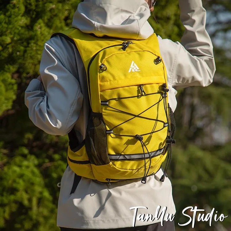 探屿新款徒步背包马拉松越野跑步男女超轻水袋骑行双肩包户外登山