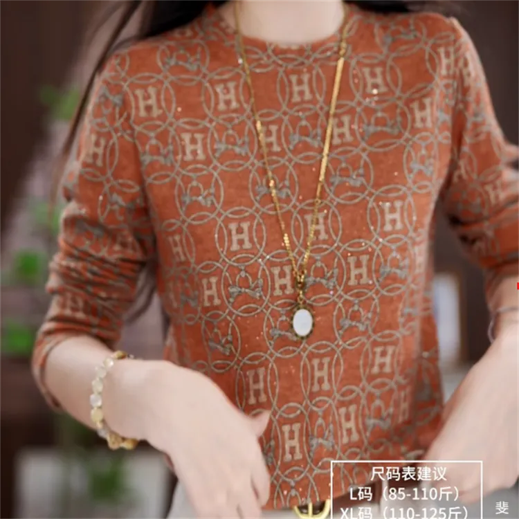 2025新款秋冬百搭时尚减龄圆领薄绒套头款长袖绒衫显瘦印花