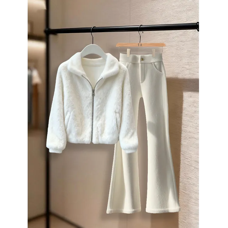 2025冬季新款轻奢小众时尚气质短外套女装休闲微喇裤一整套装爆款