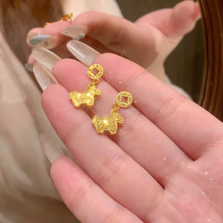 铜合金耳饰 新中式爆闪碎碎冰马上有钱耳钉铜钱小马气质耳坠时尚