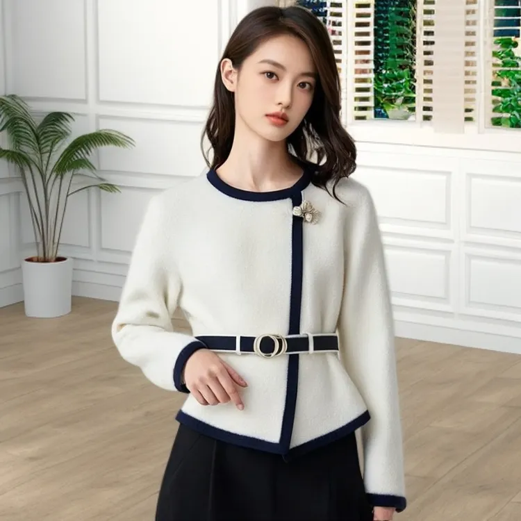 【AJO】气质显瘦毛衣女2025秋冬新款百搭针织衫打底衫超舒适上衣