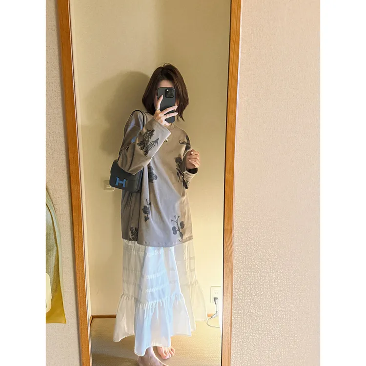 【唐悠悠mgdm】植物印花圆领长袖上衣女秋冬宽松打底衫休闲显瘦T