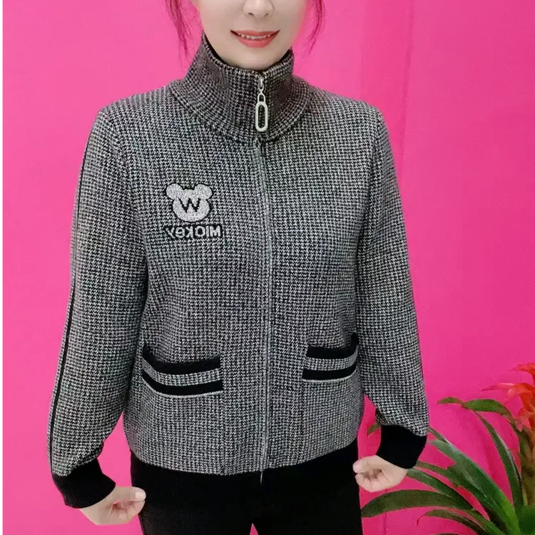 中老年妈妈高档洋气针织开衫2025秋季新款高级阔太太拼接翻领外套
