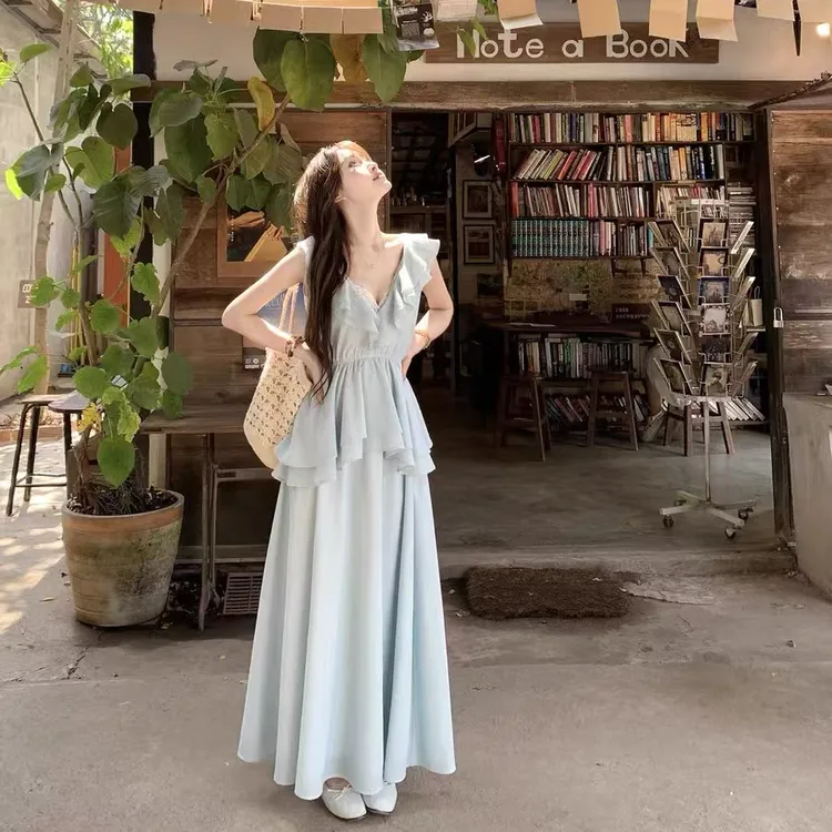 温柔风套装高级感时尚气质夏季新款V领收腰上衣配显瘦高腰半身裙