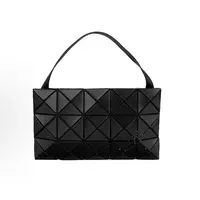 99新 Issey Miyake/三宅一生 【陈思斯】黑色单肩斜跨包LM4170