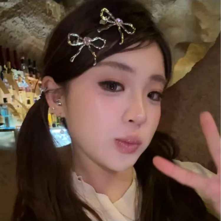 爱心蝴蝶结~Y2K金属甜酷线条弧面爱心蝴蝶结发夹甜辣风鸭嘴夹