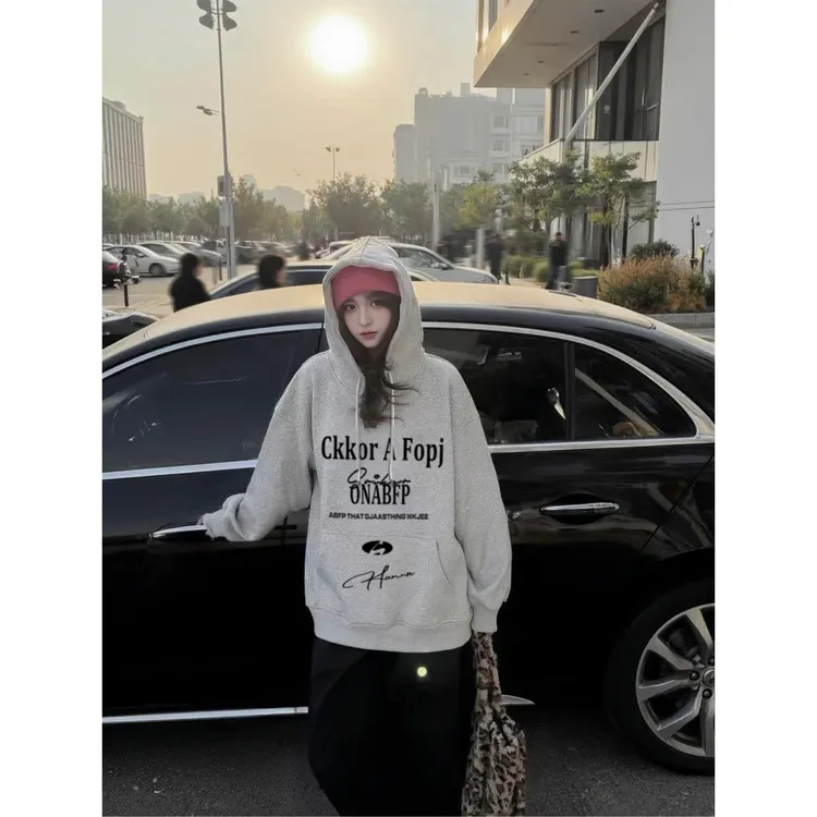秋冬穿搭加绒宽松连帽卫衣女美式高街百搭潮流休闲长袖上衣