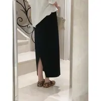【曼文kiki】“涟漪开叉裙”简约松紧腰后开叉半身裙 25Q1022