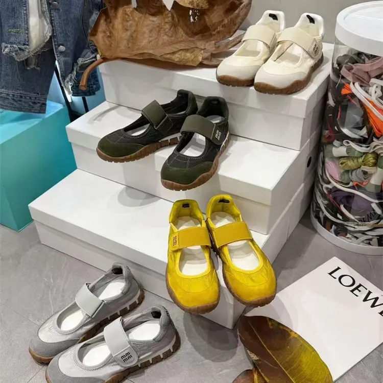 夏季新款单鞋欧洲站2025魔术贴平底奶奶鞋玛丽珍鞋舒适芭蕾舞鞋潮