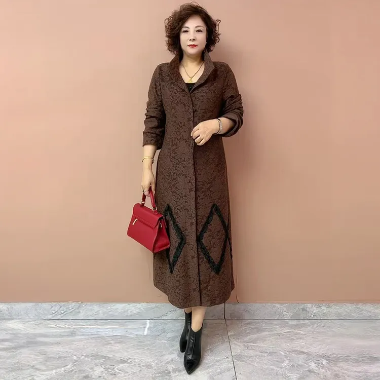 90145高档贵夫人风衣秋季新款高品质提花中长款50-60岁显瘦外套女