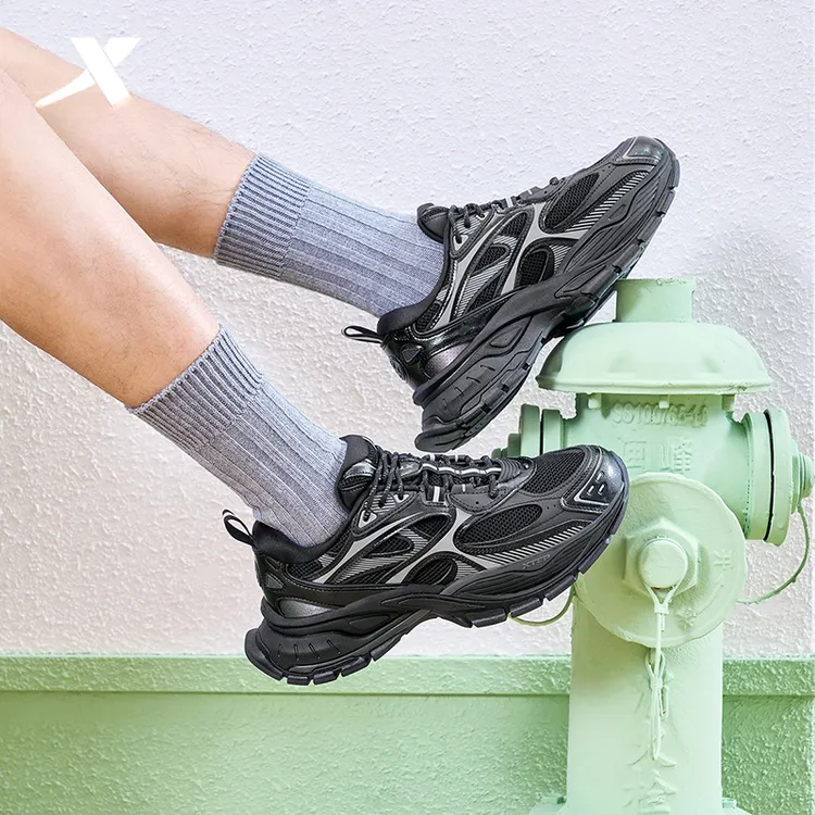 特步男鞋梅里运动鞋厚底老爹鞋子防滑徒步品质休闲鞋976119330001