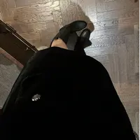 希娜 墨朝云 口袋钉珠丝绒短裙