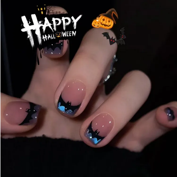 【小鬼魅影】万圣节夜光款蓝色猫眼美甲穿戴甲手工款显白指甲贴片