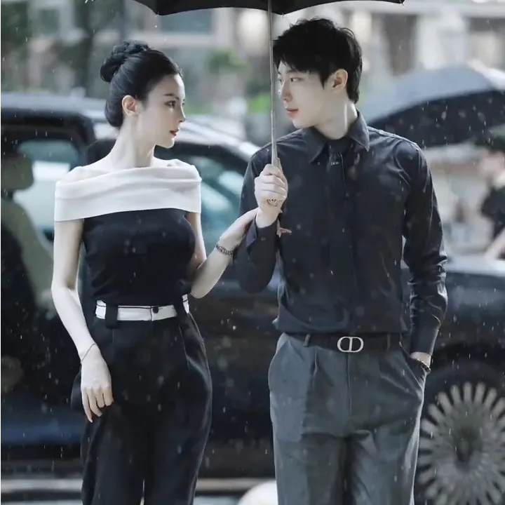 魏元高定/高定针织撞色户外黑色夏季一字肩冰麻设计款上衣-1001