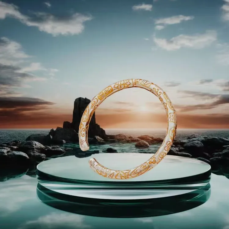 创意饰品时尚手濁      