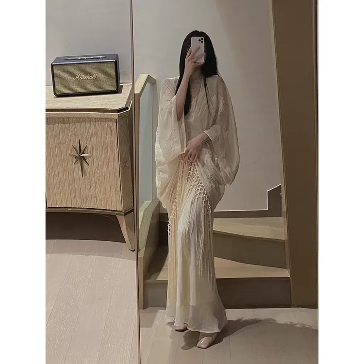 开春小众新中式薄纱连衣裙春日赏花穿搭套装清冷感气质高级感裙子