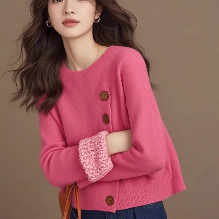 欧货重工设计感树莓色纽扣套头针织衫毛衣女2025新款冬慵懒高级感