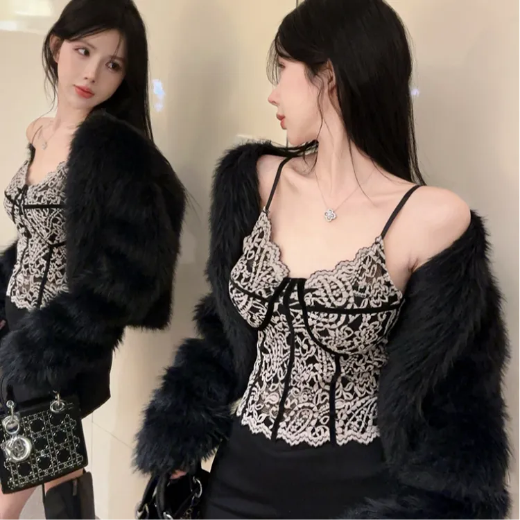 带胸垫吊带小背心女夏季辣妹修身蕾丝内搭欲风美背黑色上衣外穿