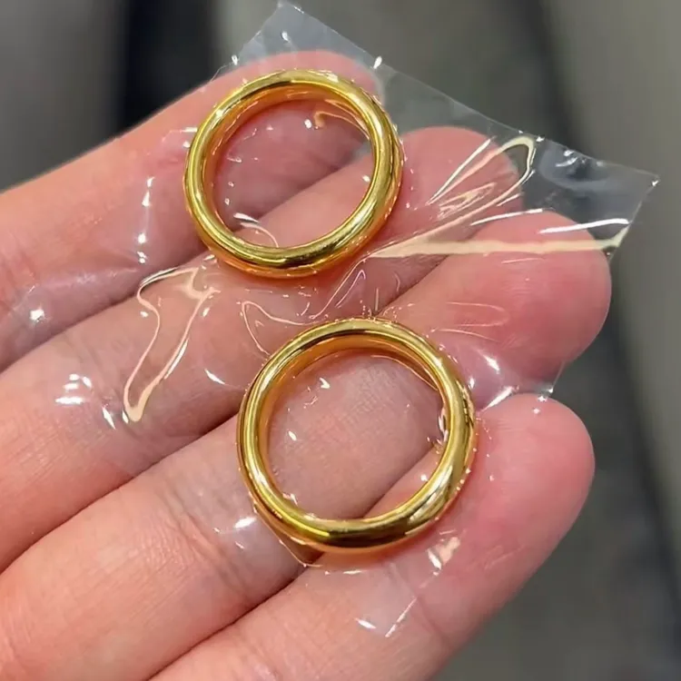 铜合金戒指 泥鳅背戒指金典光面素圈戒面包戒金色亮面素圈戒指