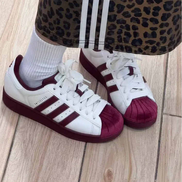 adidas三叶草SUPERSTAR2代七夕限定玫瑰贝壳头板鞋运动鞋KJ6981