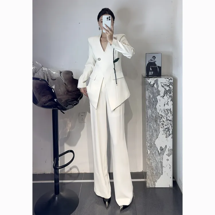 ZEROYK翎蔻 时尚套装2025秋季国风立体花朵西服阔腿裤职业两件套