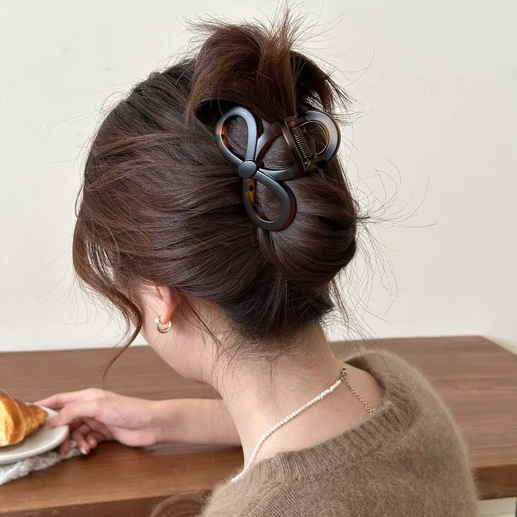 复古玳瑁色8字抓夹女款后脑勺半扎发鲨鱼夹高级感发量少头饰发饰