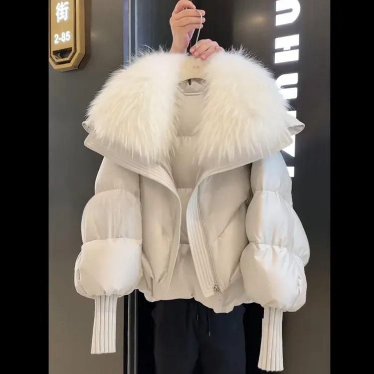 新款超好看毛领白色棉服女2025年冬季爆款抗寒休闲减龄面包服外套