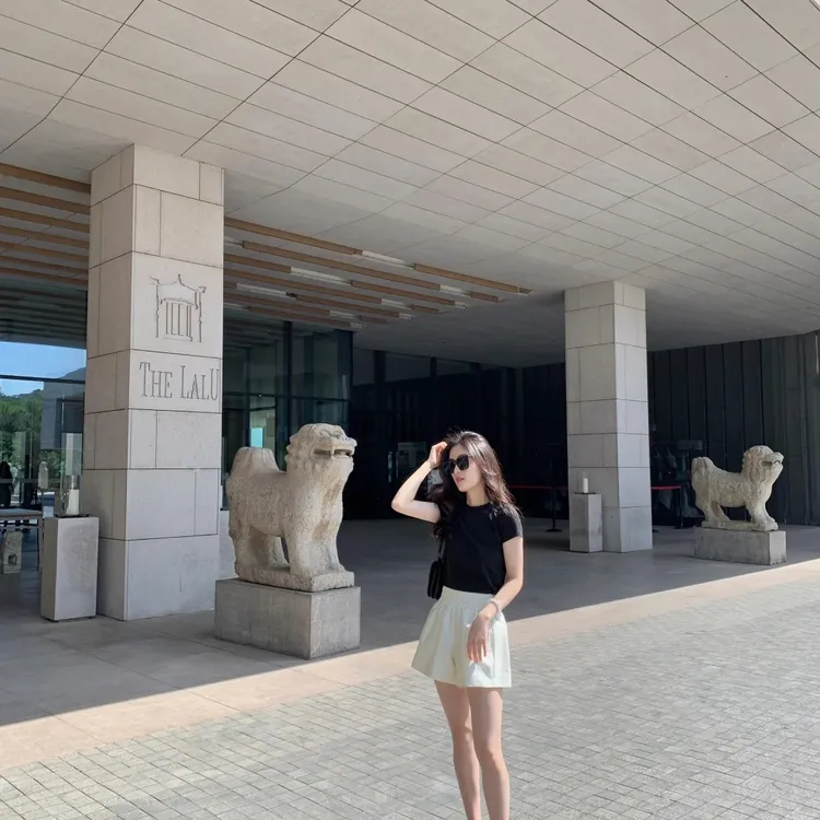 韩系学院风白色短袖T恤半身裙套装减龄洋气穿搭显瘦气质小个子