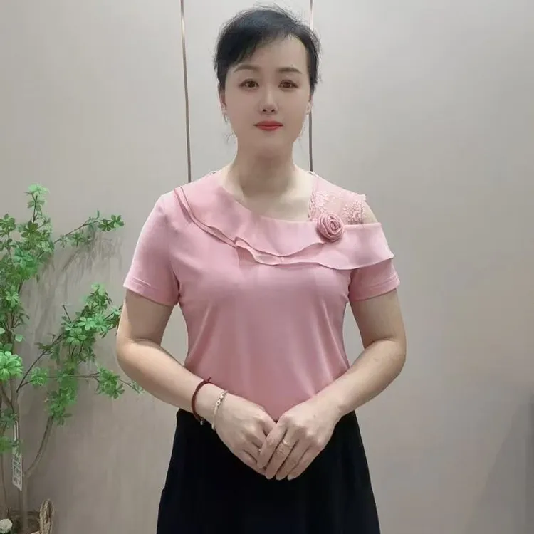 68983荷叶边拼接蕾丝边花朵设计时尚镂空肩短袖T恤女