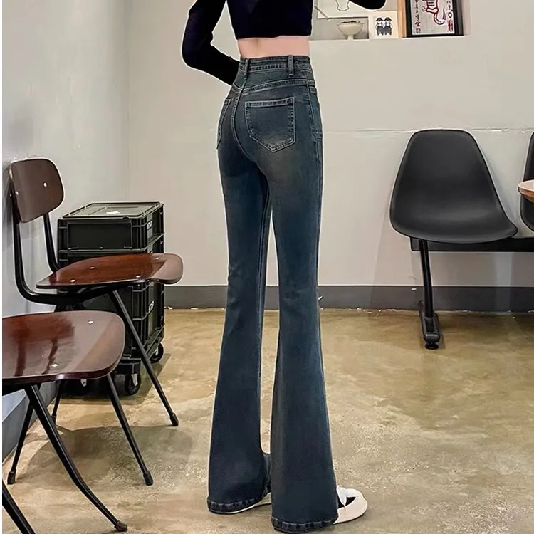 水泥灰微喇牛仔裤女2025秋季新款小个子百搭微喇裤女显瘦马蹄裤女