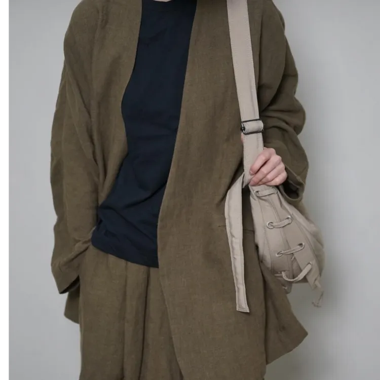 轻便旅行牛津布流浪牛角包 休闲慵懒风斜挎可调节百搭纯色