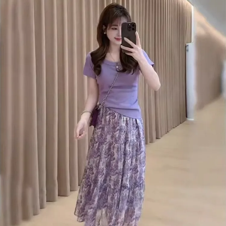 减龄一整套穿搭高级小众不撞款气质紫色短袖半身裙子两件套装女夏