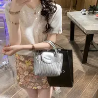 /流星雨/圆领亮片针织衫女夏季小香风精美小衫上衣 93103