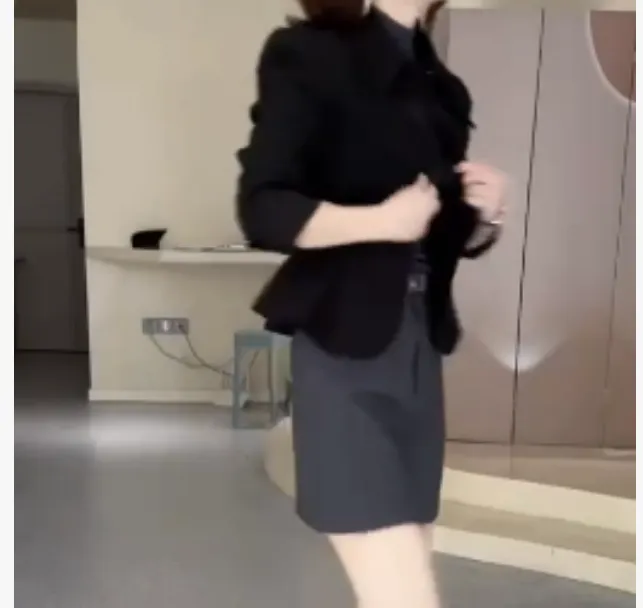 2025早秋时尚潮流百搭精品女装幸sUX1