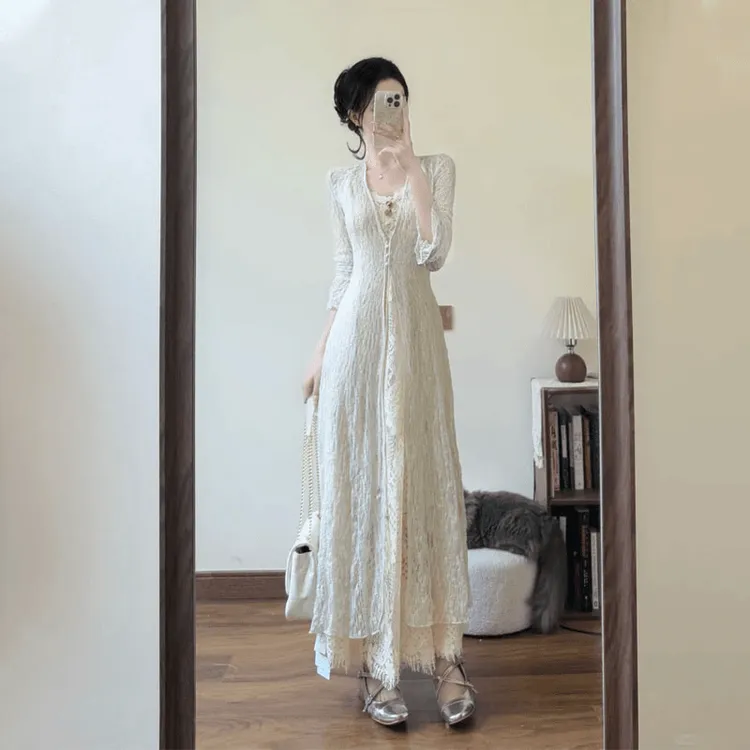 INS CEC春季流行穿搭法式温柔千金风开衫高级感掐腰蕾丝连衣裙女