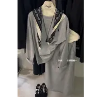 8830·小马套装 TZ# 东大门圆领休闲慵懒感套装·