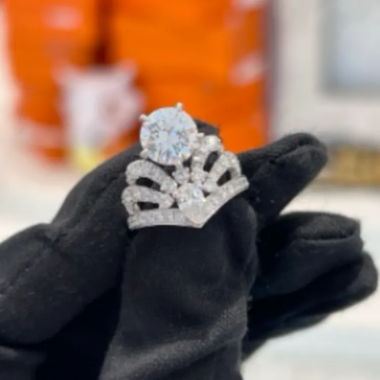 99新 Chaumet/尚美 小花Jerry初旭冠冕钻戒 2.33克拉 圈号51