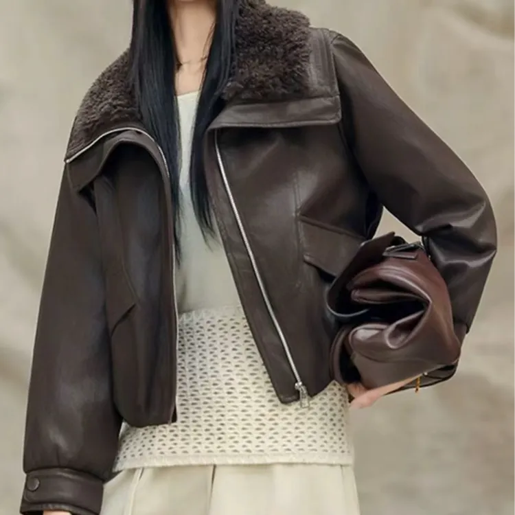 小施家韩版高端时尚卷毛王领加绒百搭款皮衣95516