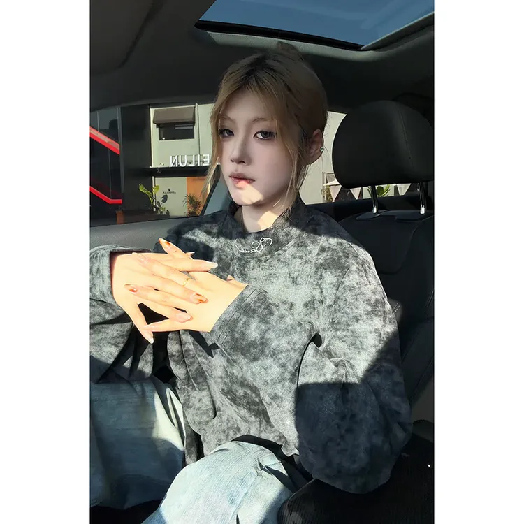 扎染刺绣德绒打底衫秋冬季设计感字母宽松休闲保暖半高领卫衣