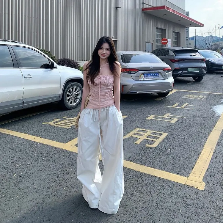 纯欲吊带背心女夏季2025新款性感辣妹气质修身显瘦紧身外穿上衣