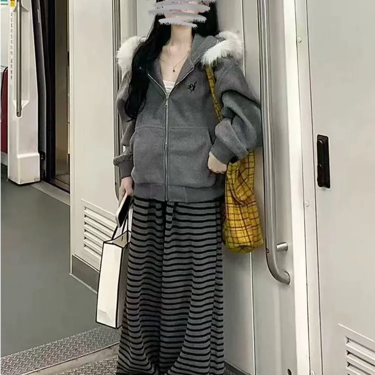 秋冬季慵懒风加绒连帽毛毛外套条纹休闲阔腿裤套装