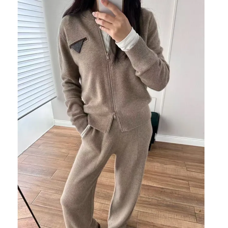 BC钉珠休闲羊绒针织优雅高智感气质老钱套装显瘦百搭秋季