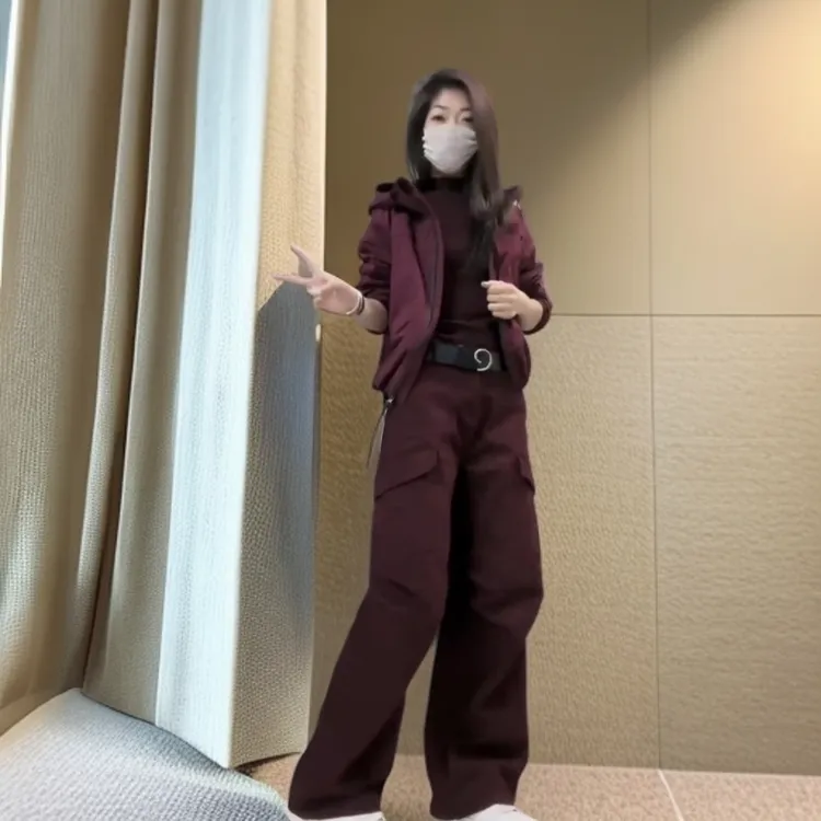 2025秋季新款时尚套装女学院风冲锋衣显瘦工装弯刀裤休闲风两件套