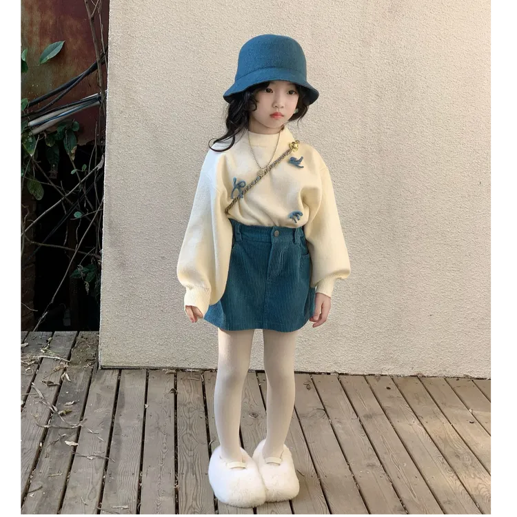 2025冬季新款女童高级感保暖蝴蝶结针织毛衣可爱秀气坑条短裙套装