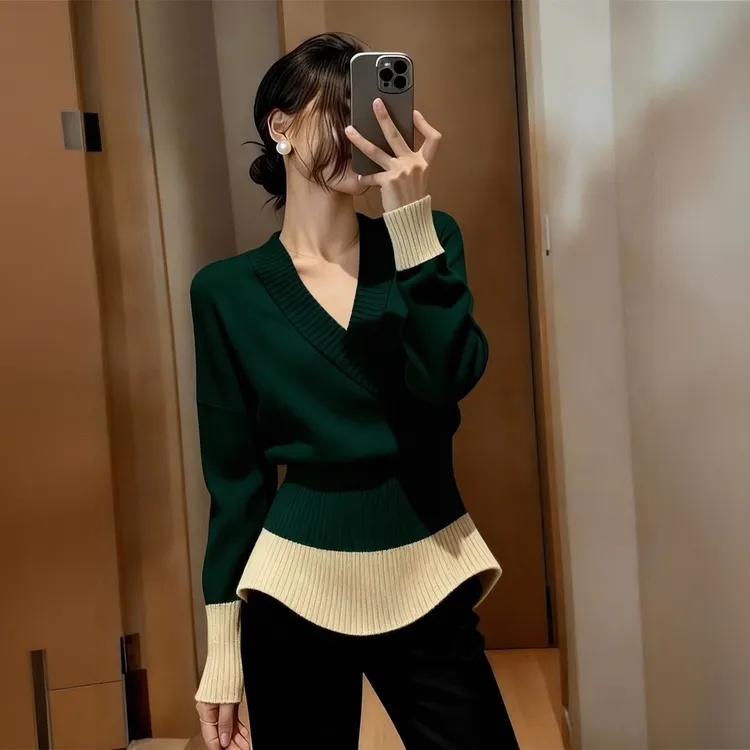 法式复古风撞色V领长袖针织衫女冬季新款高级感收腰显瘦套头上衣