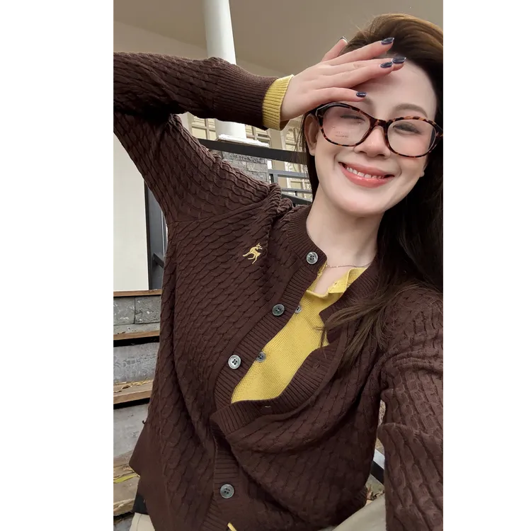 YPP!【复古主义】秋冬新款韩系复古感撞色假两件麻花刺绣针织衫