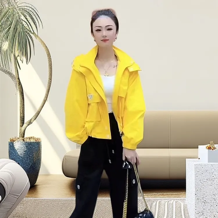 休闲连帽长袖外套女冲锋衣春季新款韩版个性减龄时尚短款上衣