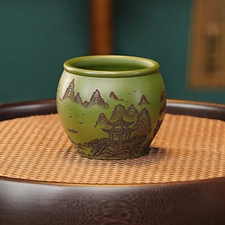 宜兴全手工紫砂茶具 原矿绿泥泥料刻绘次北固山下主人杯品茗杯