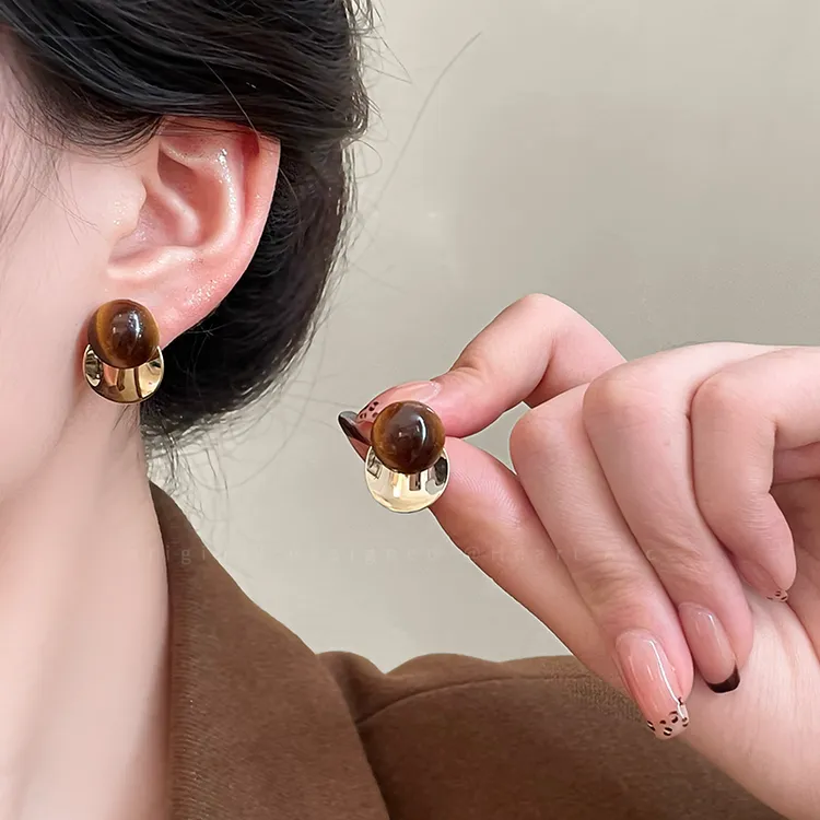 铜合金耳饰  美拉德虎眼石金属圆片耳环女款气质耳钉2025新款耳饰