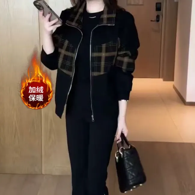 秋冬款加绒加厚保暖外套女2025新款宽松显瘦百搭拼接中老年妈妈装